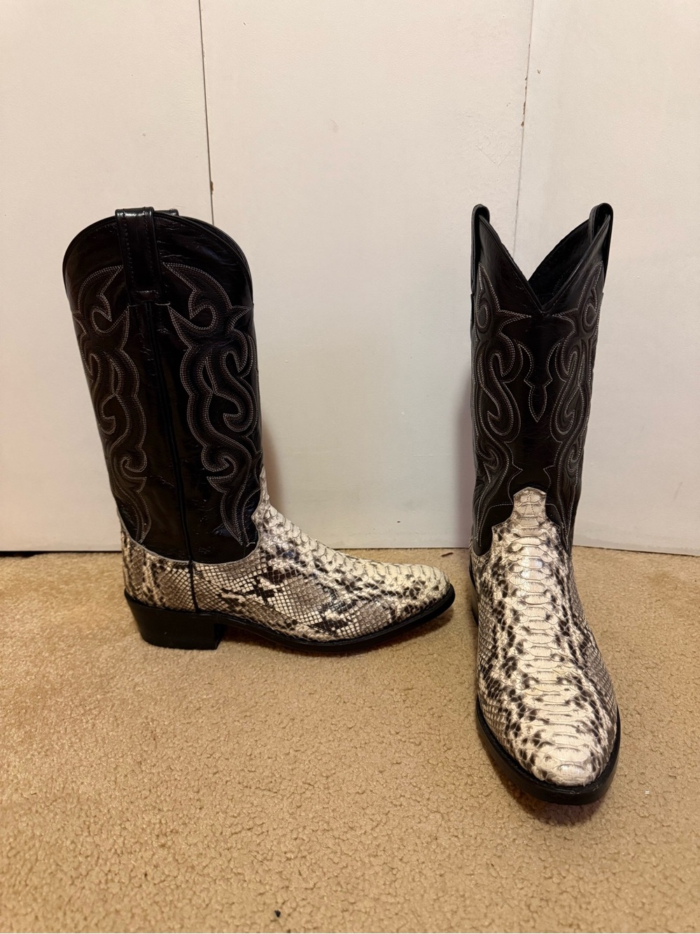 Dan Post Genuine Python Western Cowboy Boots – Men’s 10D